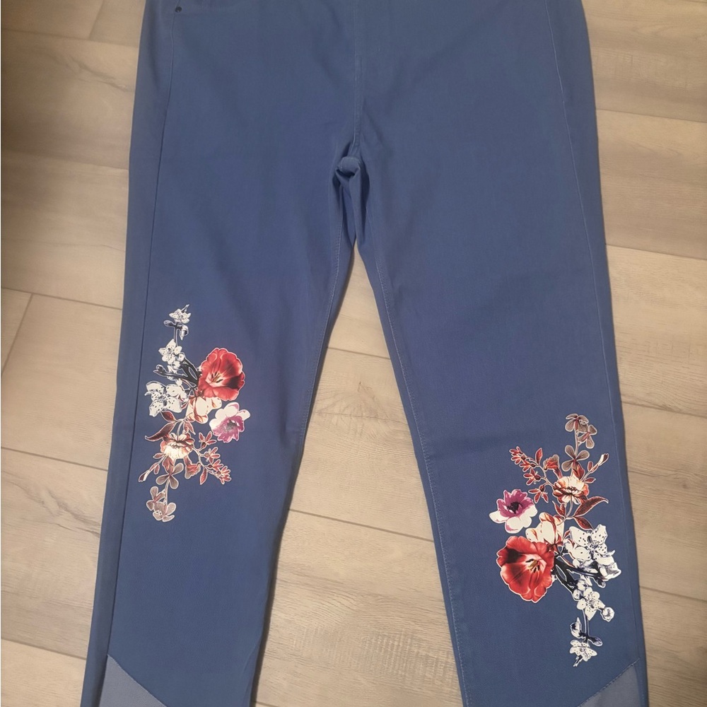 Kate & Mallory Blue Floral Ankle Jeans